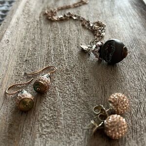 Elegant Rose Gold and Grey Hillberg & Berk Jewelry Set